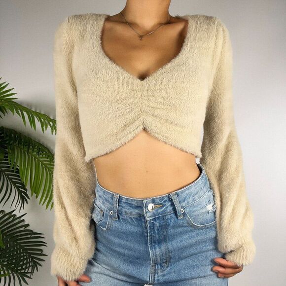 Womens Beige Boho Cottagecore Long Sleeve Faux Fur Fuzzy Sweater Crop Top / M - Picture 4 of 9